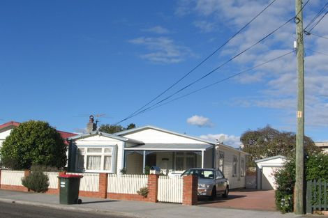 Photo of property in 22 Riddlers Crescent, Petone, Lower Hutt, 5012