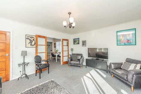 Photo of property in 4 Dickson Crescent, Saint Johns Hill, Whanganui, 4500