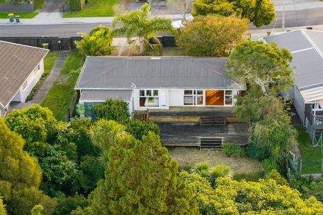 Photo of property in 18 Chorley Avenue, Massey, Auckland, 0614