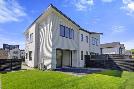 Photo of property in 34 Turtleback Avenue, Whitby, 5024