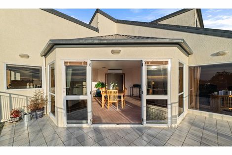 Photo of property in 40 Woodlau Rise, Huntsbury, Christchurch, 8022