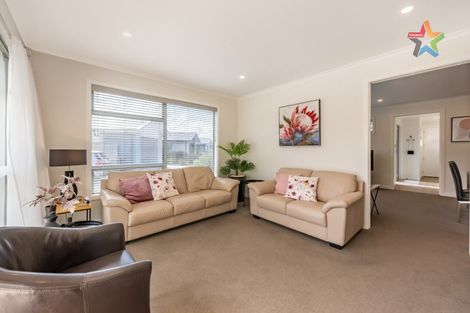 Photo of property in 5 Tarata Lane, Avalon, Lower Hutt, 5011