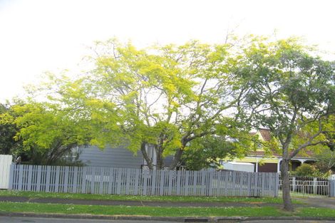 Photo of property in 12 Slim Place, Clendon Park, Auckland, 2103