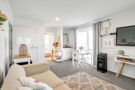 Photo of property in 28 Macdonald Heights, Feilding, 4702