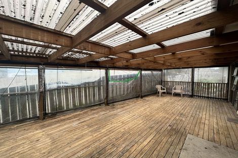 Photo of property in 26 Cockayne Crescent, Sunnynook, Auckland, 0620