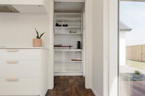 Photo of property in 35 Maunganamu Drive, Wharewaka, Taupo, 3330