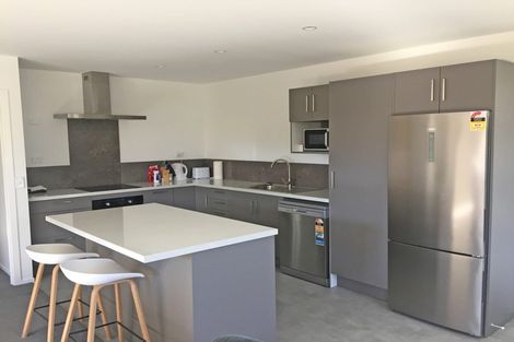 Photo of property in 13 Bell Street, Lake Hawea, 9382