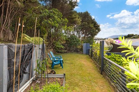 Photo of property in 62 Albatross Close, Whitby, Porirua, 5024