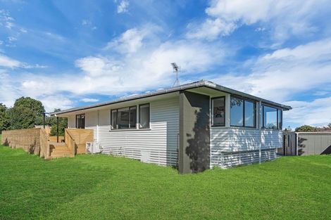 Photo of property in 16 Rata Street, Waiuku, 2123