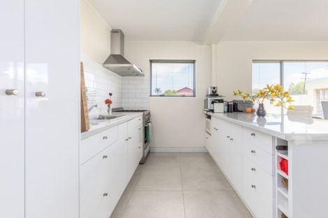 Photo of property in 15 Luke Street, Otahuhu, Auckland, 1062