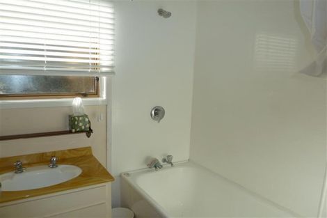 Photo of property in 1/34 Windoma Circle, Manukau, Auckland, 2025