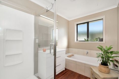 Photo of property in 9 Orakei Place, Welcome Bay, Tauranga, 3112