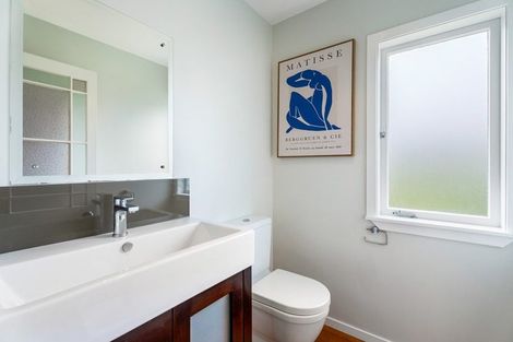 Photo of property in 21 Chester Avenue, Greenhithe, Auckland, 0632