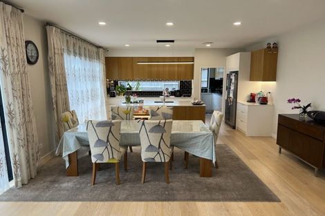 Photo of property in 89 Medallion Drive, Oteha, Auckland, 0632