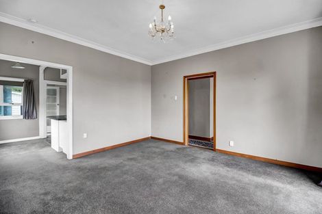 Photo of property in 181 Tukapa Street, Westown, New Plymouth, 4310