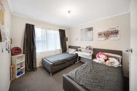 Photo of property in 20 Ronald Place, Manurewa, Auckland, 2102