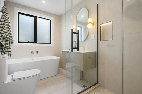 Photo of property in 2a Rangitoto Terrace, Milford, Auckland, 0620