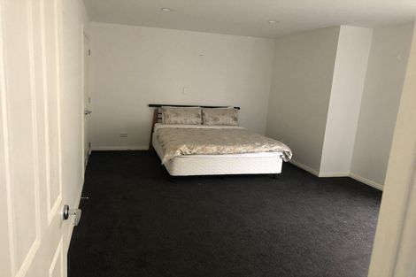 Photo of property in 1/25 Churchill Road, Murrays Bay, Auckland, 0630