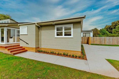 Photo of property in 51 Cambridge Road, Riverhead, 0820