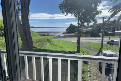 Photo of property in 1/238 Welcome Bay Road, Welcome Bay, Tauranga, 3112