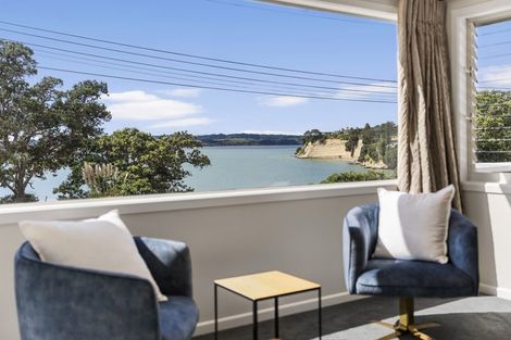 Photo of property in 20 Marine Parade, Mellons Bay, Auckland, 2014