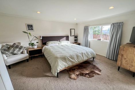 Photo of property in 102b Wharf Road, Te Atatu Peninsula, Auckland, 0610