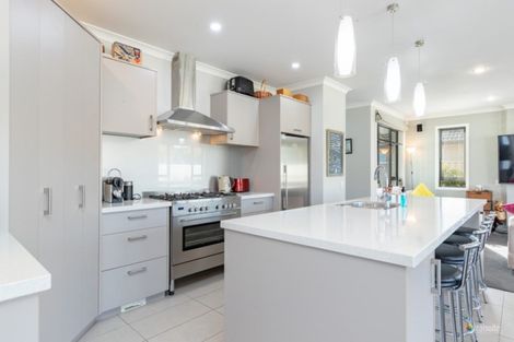 Photo of property in 9 Vernon Grove, Brown Owl, Upper Hutt, 5018