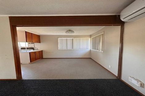 Photo of property in 5 Crispian Place, Weymouth, Auckland, 2103