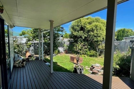 Photo of property in 2/136 Coronation Road, Papatoetoe, Auckland, 2025