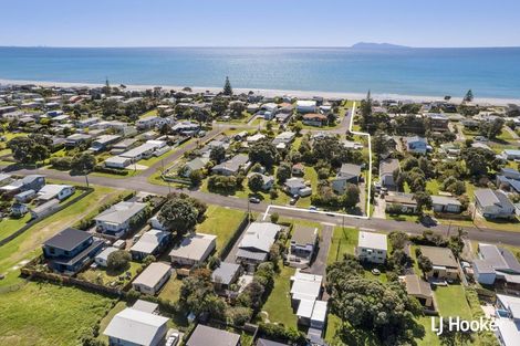 Photo of property in 44 Hillview Road, Waihi Beach, 3611