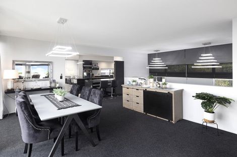 Photo of property in 12 Harry Ell Drive, Cashmere, Christchurch, 8022