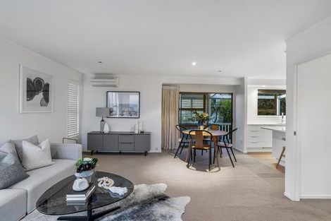 Photo of property in 3/28 Beach Road, Castor Bay, Auckland, 0620