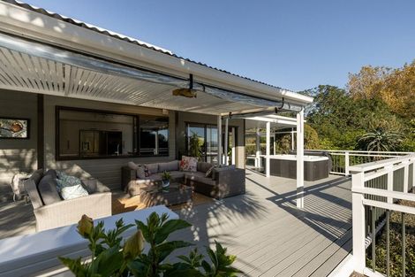 Photo of property in 240d Omokoroa Road, Omokoroa, Tauranga, 3114