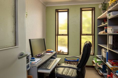 Photo of property in 10 View Road, Bridge Hill, Alexandra, 9320