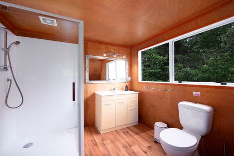 Photo of property in 9 Oromahoe Road, Opua, 0200