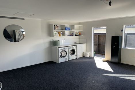 Photo of property in 13 Birdie Lane, Waiwhakaiho, New Plymouth, 4312