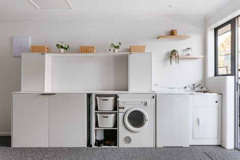 Photo of property in 18 Kakariki Drive, Coastlands, Whakatane, 3120