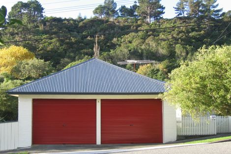 Photo of property in 67 Kamahi Street, Stokes Valley, Lower Hutt, 5019