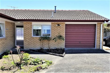 Photo of property in 240a Te Atatu Road, Te Atatu South, Auckland, 0610