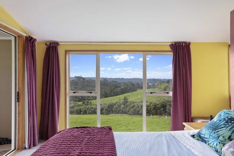 Photo of property in 78 Coulter Road, Henderson Valley, Auckland, 0614