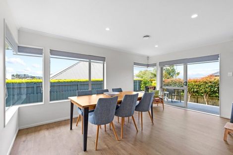 Photo of property in 26 Nanleen Rise, Manurewa, Auckland, 2105