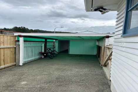 Photo of property in 320 Stokes Valley Road, Stokes Valley, Lower Hutt, 5019