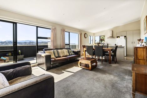 Photo of property in 78d Queens Drive, Lyall Bay, Wellington, 6022