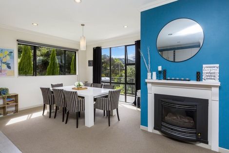 Photo of property in 15 Swain Grove, Riverstone Terraces, Upper Hutt, 5018