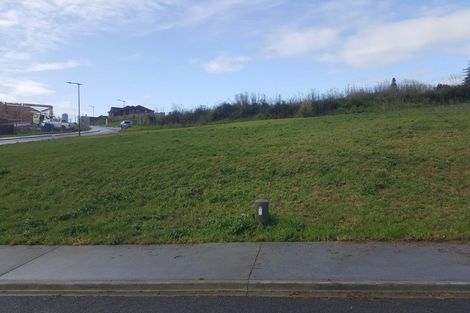 Photo of property in 14 Fisk Road, Pukekohe, 2120