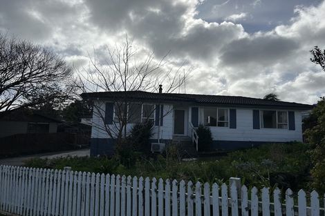 Photo of property in 5 Crosby Road, West Harbour, Auckland, 0618