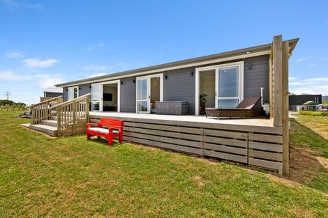 Photo of property in 11 Leith Road, Okato, New Plymouth, 4374
