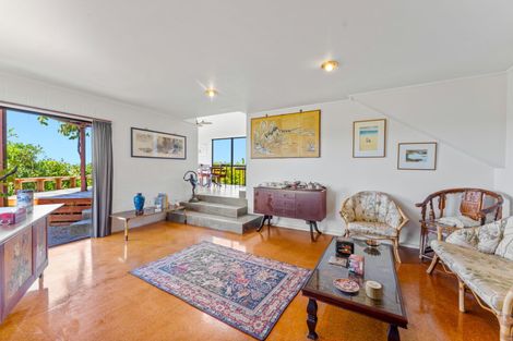 Photo of property in 14 Kotare Place, Sandspit, Warkworth, 0982