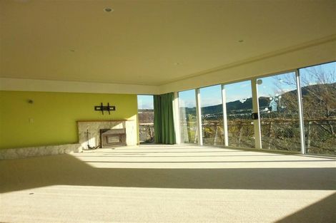 Photo of property in 22 Tremewan Street, Tawa, Wellington, 5028