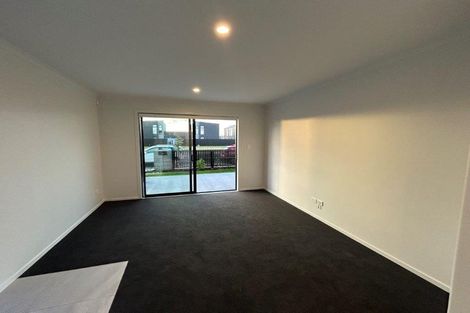 Photo of property in 24 Atutahi Lane, Papamoa, 3118